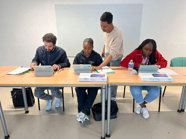 Agents hôteliers : bio nettoyage et service des repas France